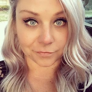 Meet your Posher, Jannell